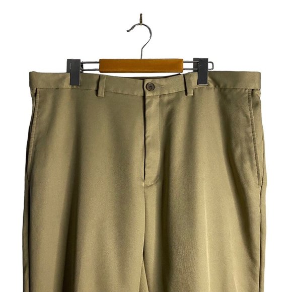 Haggar Clothing Men's Khaki Tan Classic Fit Straight Leg Pants - Picture 4 of 9
